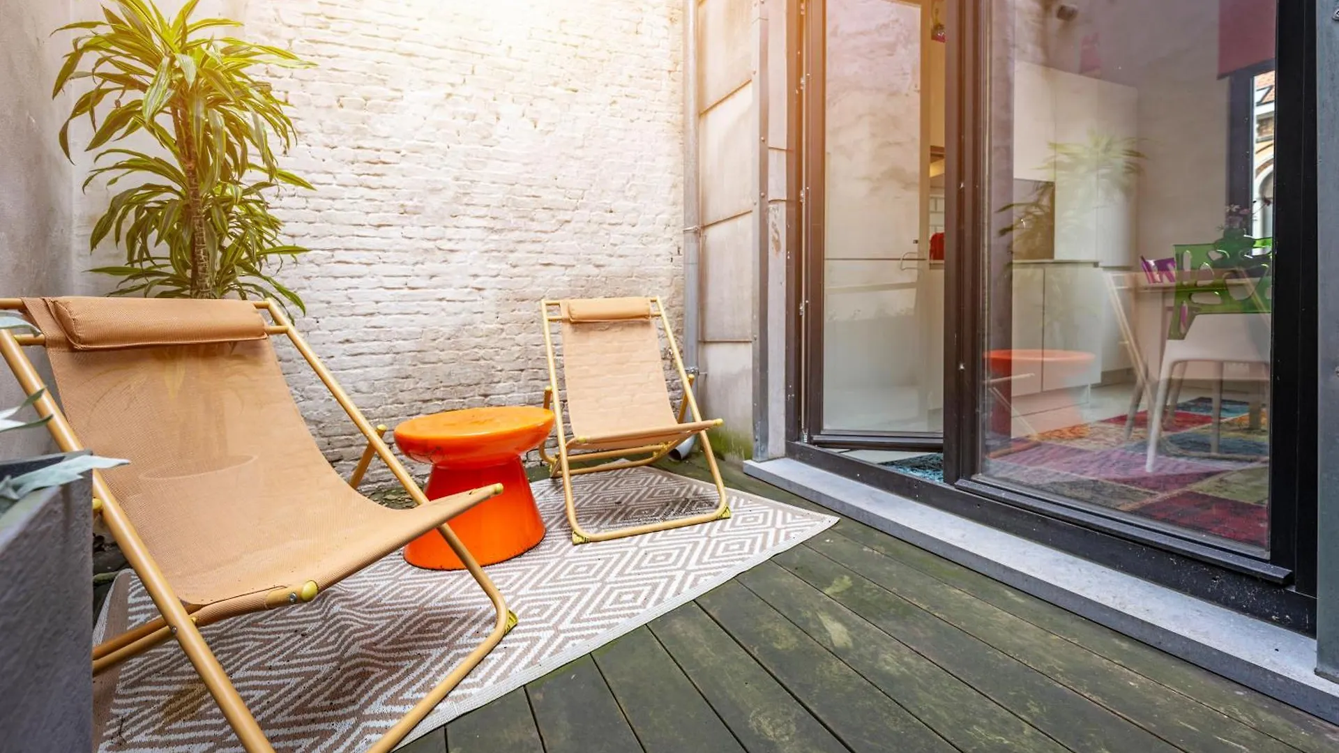 Hot Spot In Trendy Area - 2P Duplex Apartment Antwerpen 0*,  België